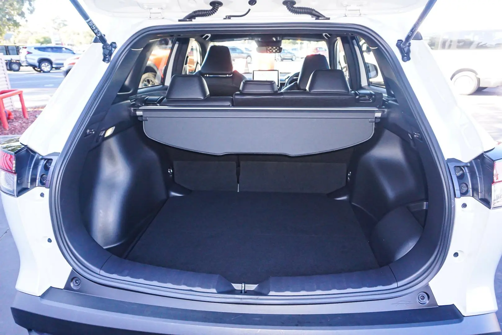 2023 Toyota Corolla Cross Gallery Image 10