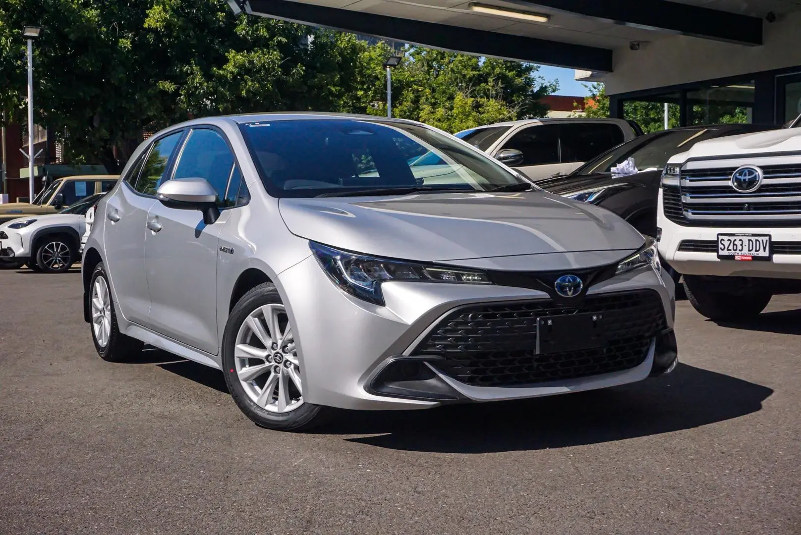 2023 Toyota Corolla Gallery Image 2