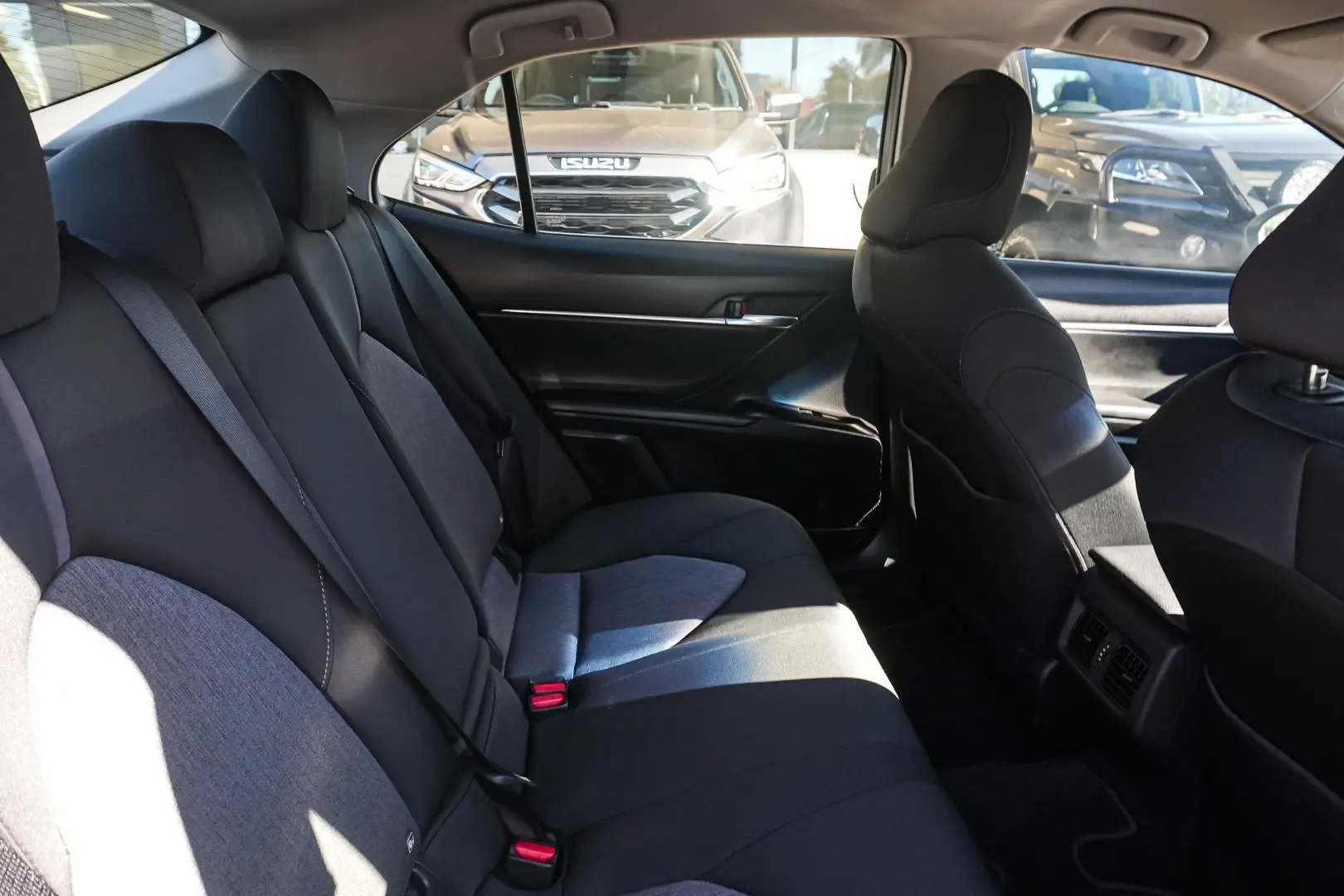 2021 Toyota Camry Gallery Image 7