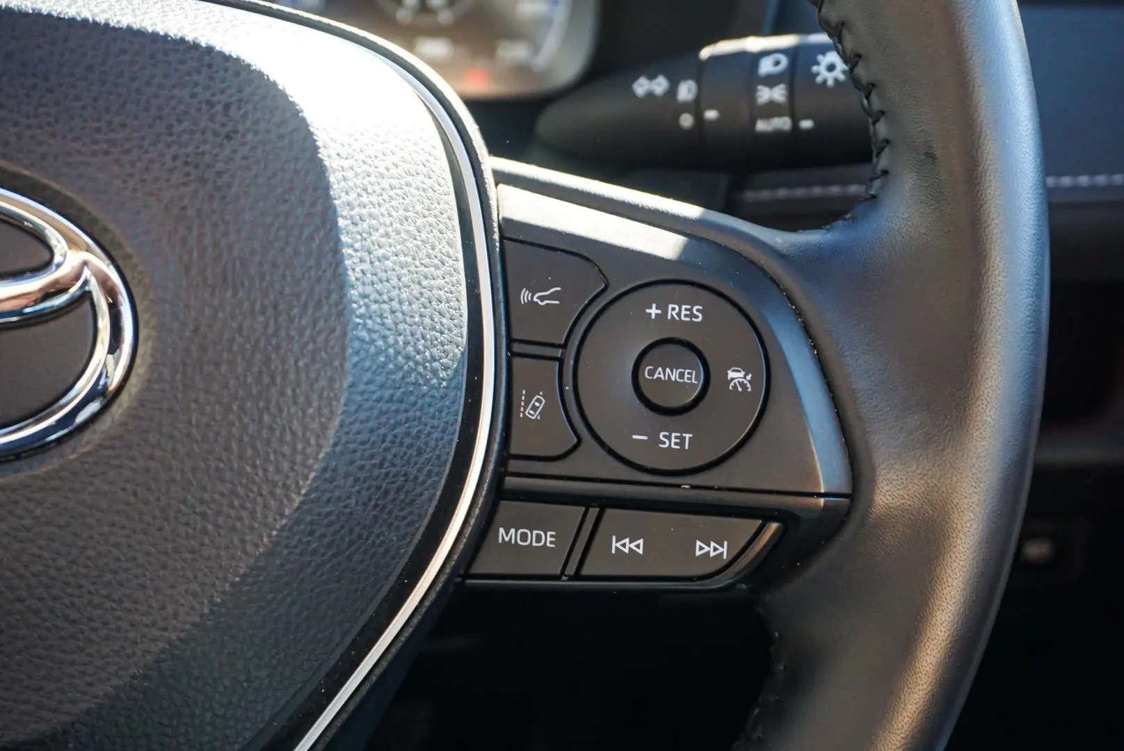 2022 Toyota RAV4 Gallery Image 22