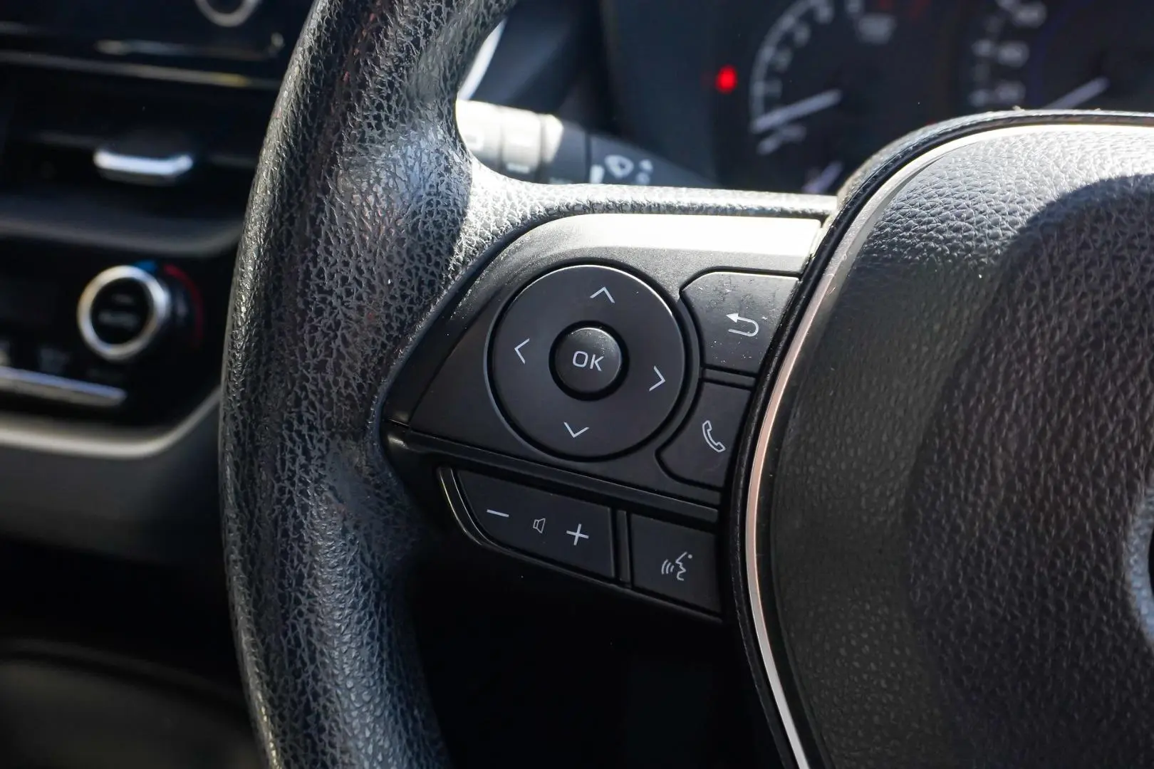 2020 Toyota Corolla Gallery Image 19
