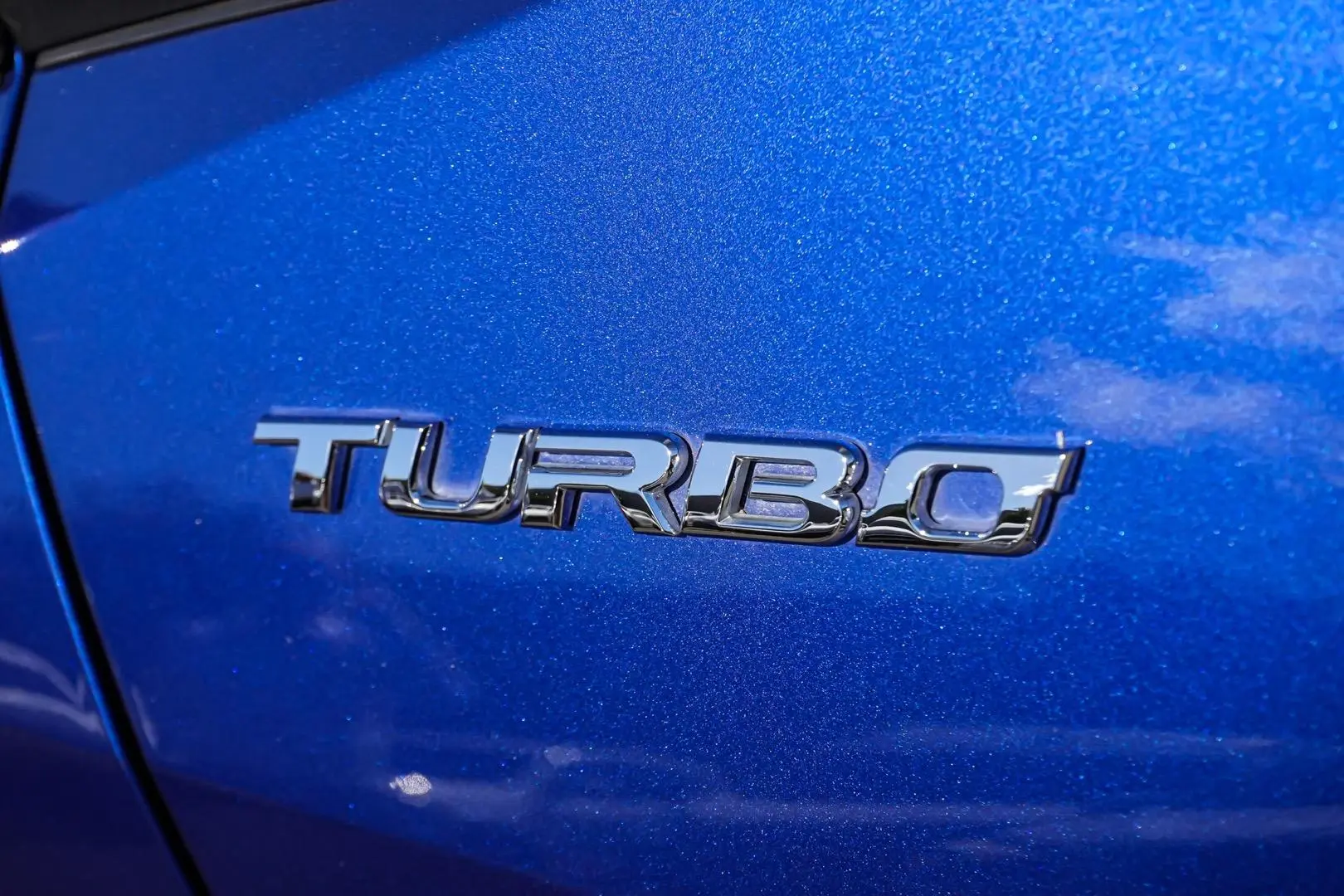 2023 Toyota C-HR Gallery Image 15