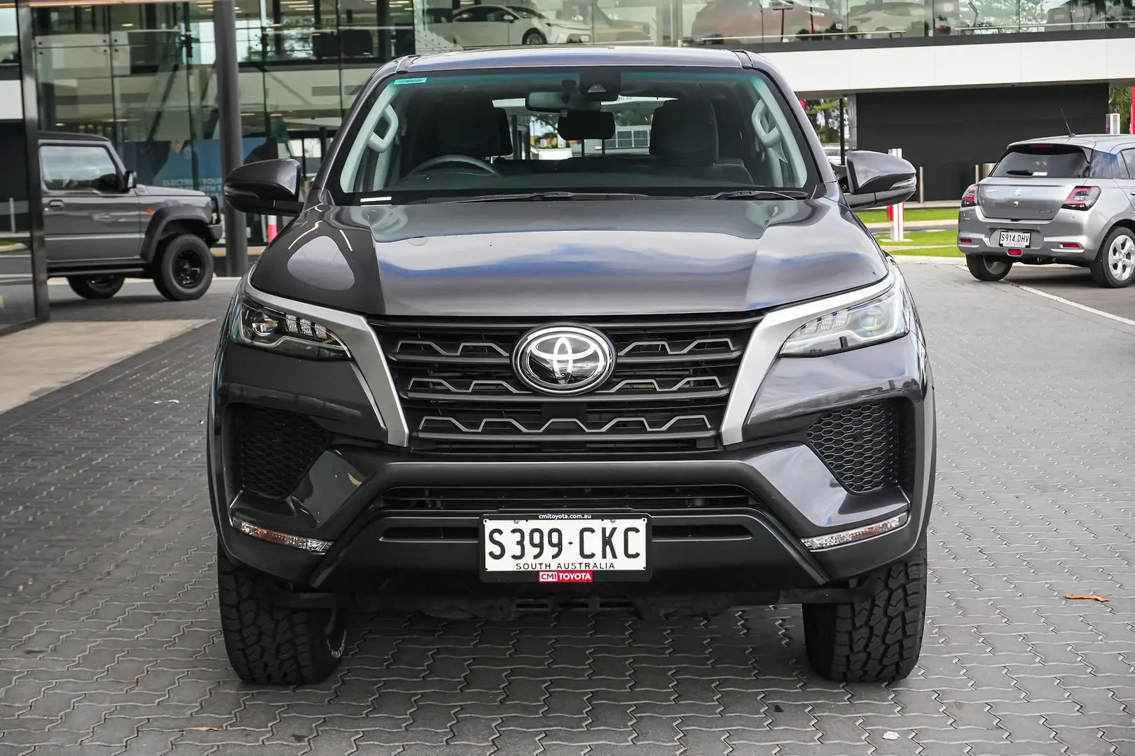 2021 Toyota Fortuner Gallery Image 5