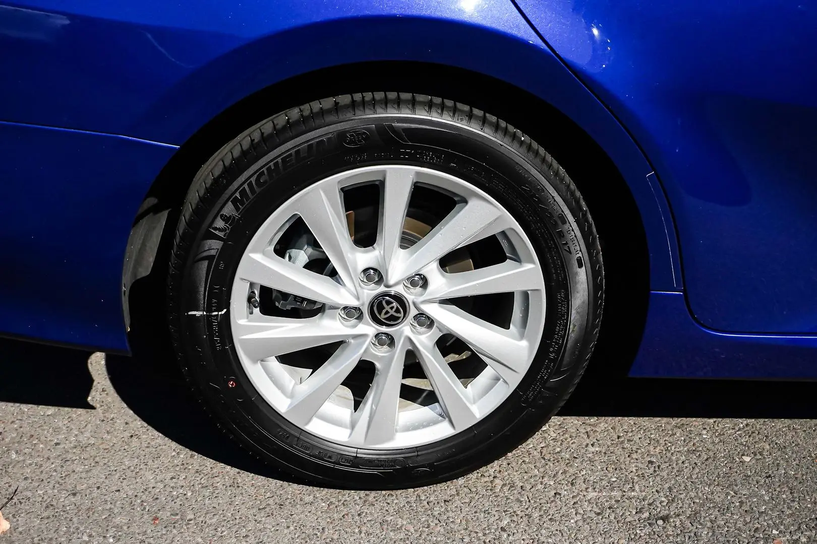 2024 Toyota Camry Gallery Image 14