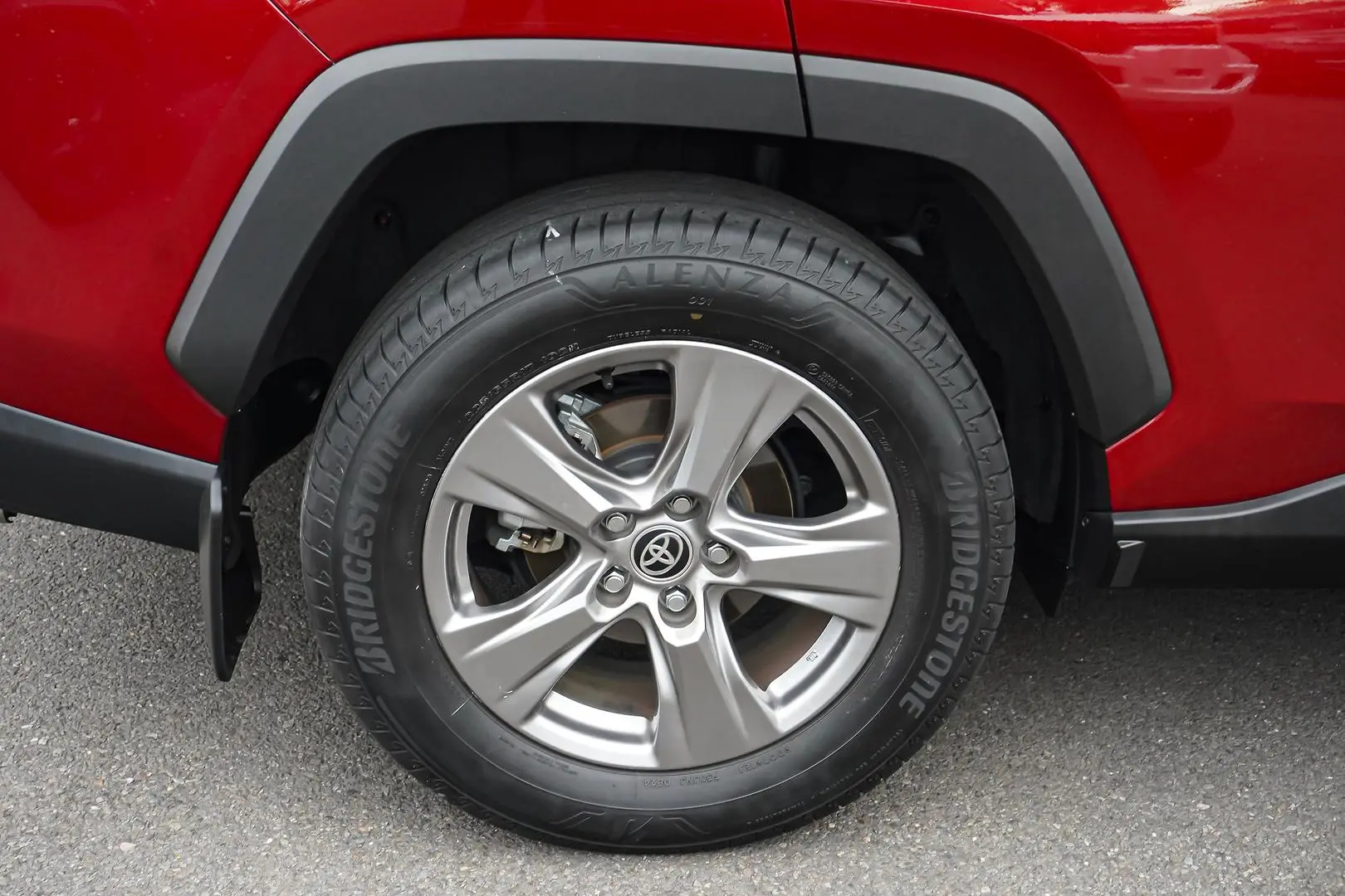2024 Toyota RAV4 Gallery Image 16