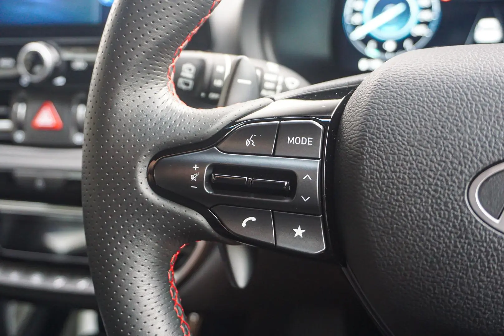 2024 Hyundai i30 Gallery Image 19