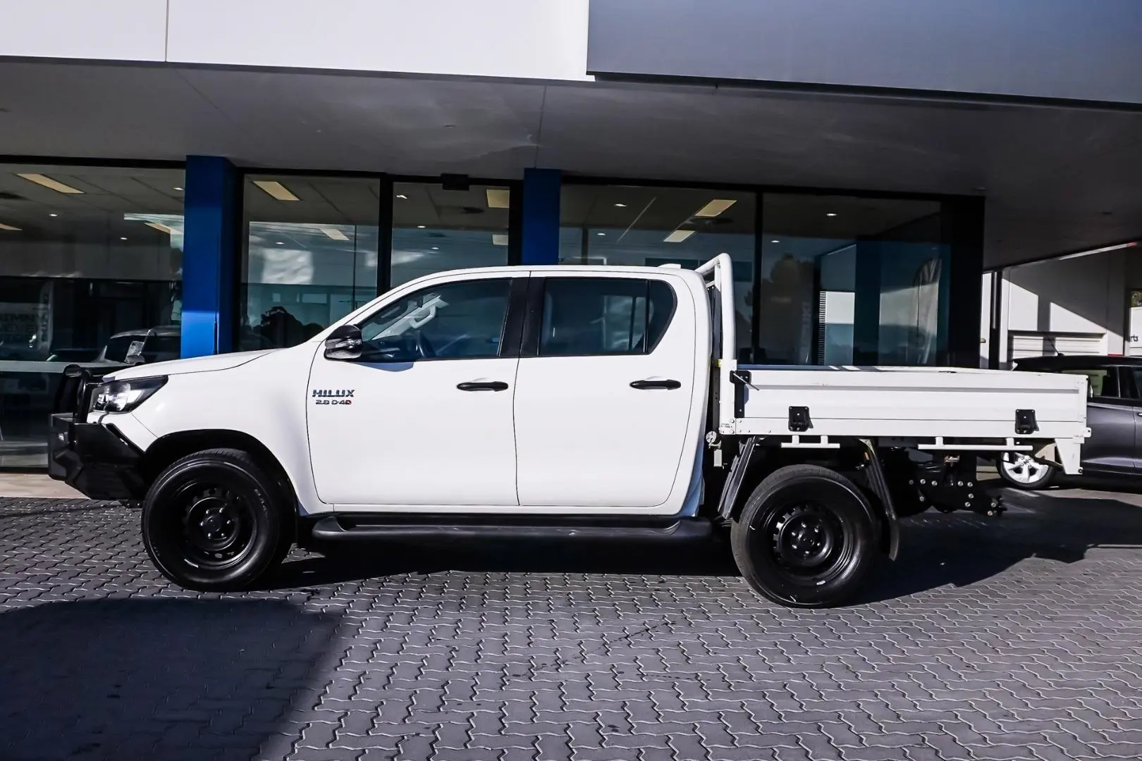 2021 Toyota Hilux Gallery Image 3