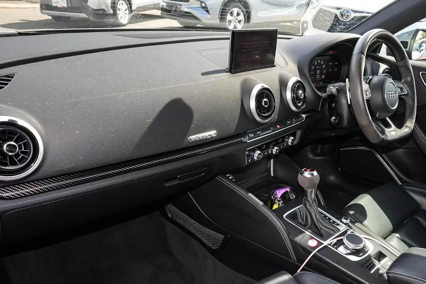 2018 Audi RS3 Gallery Image 11