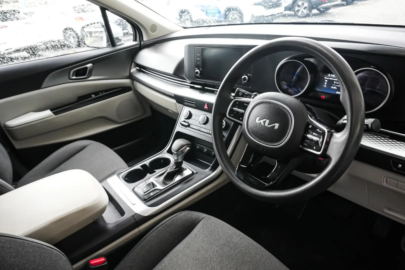 2022 Kia Carnival Gallery Image 15