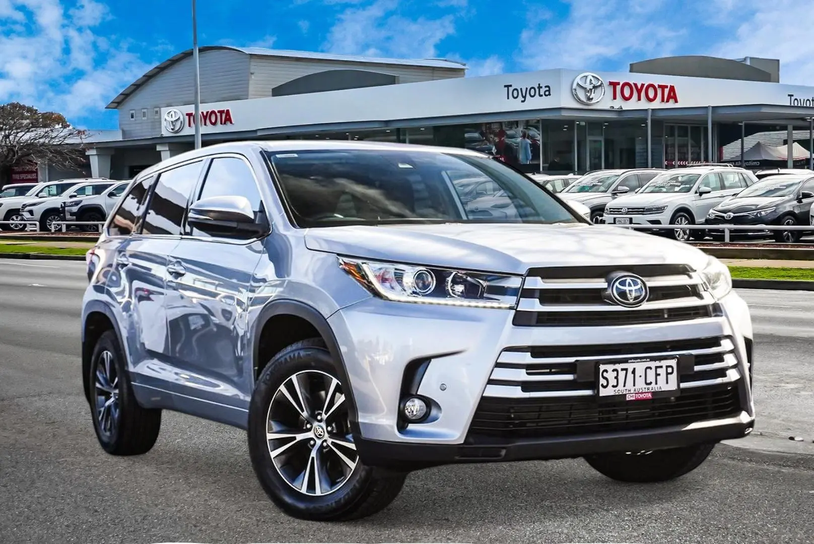 2019 Toyota Kluger Gallery Image 1