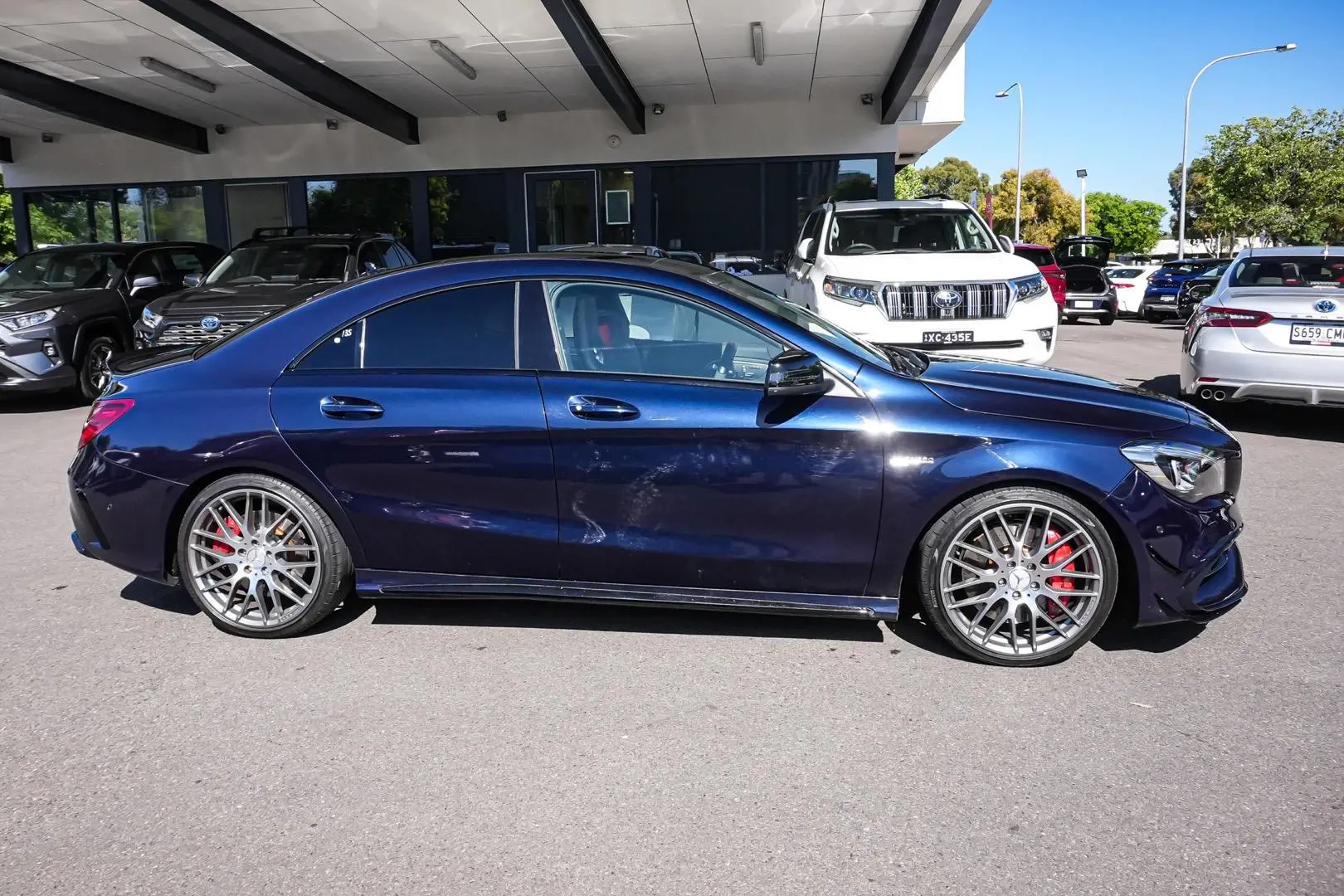 2016 Mercedes-Benz CLA-Class Gallery Image 4