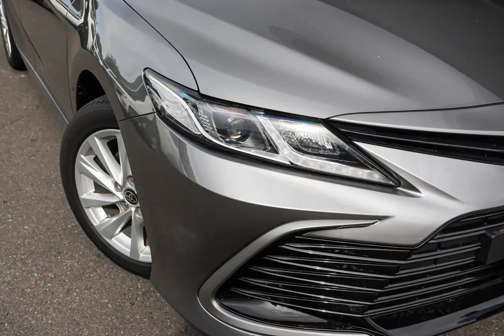 2024 Toyota Camry Gallery Image 11