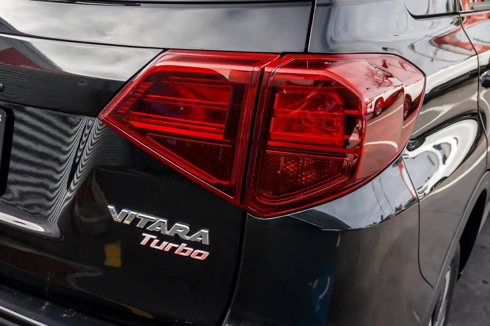 2021 Suzuki Vitara Gallery Image 14