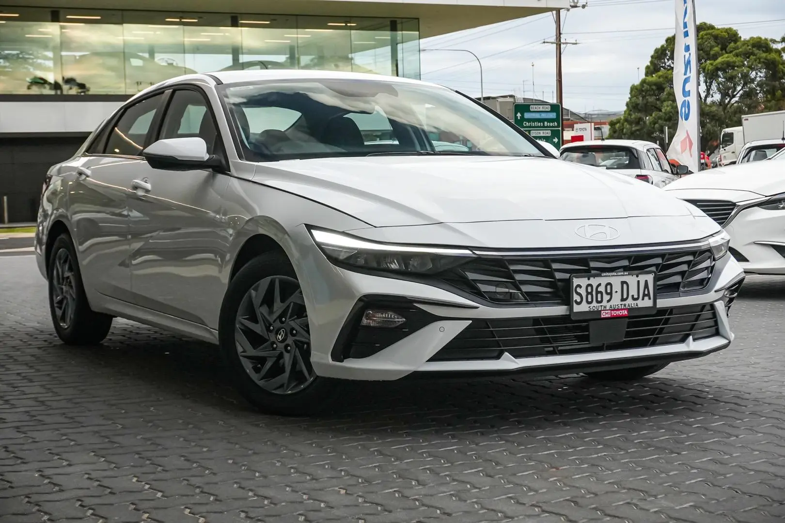 2025 Hyundai i30 Gallery Image 2