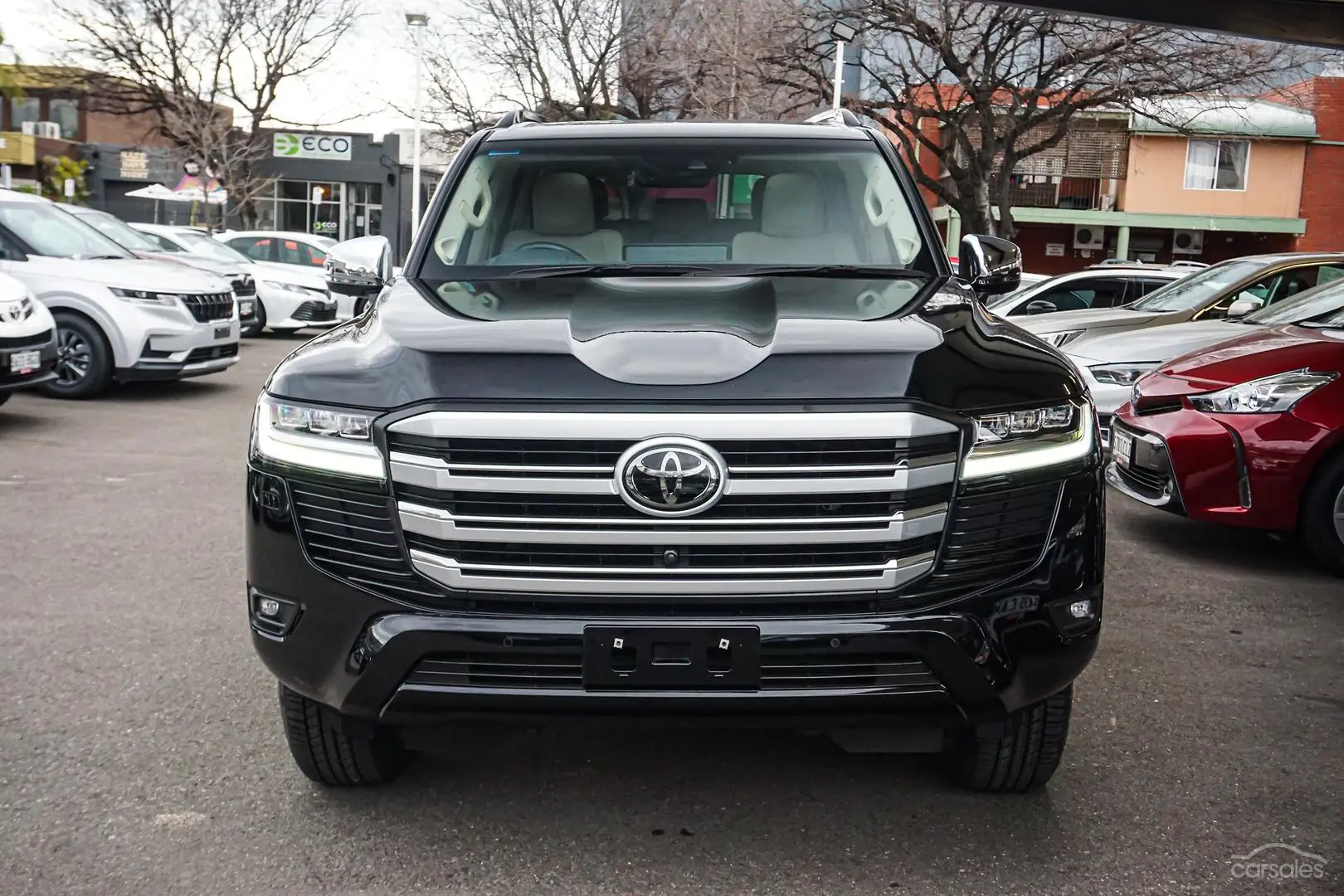 2022 Toyota Landcruiser Image 3