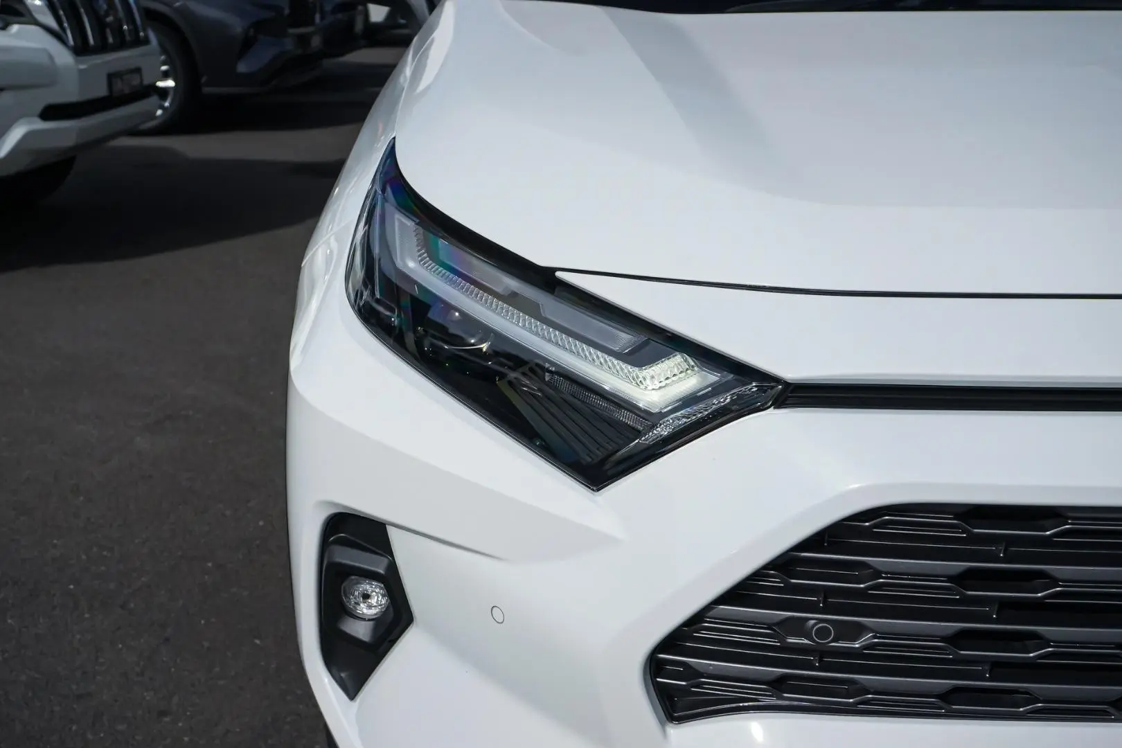 2023 Toyota RAV4 Gallery Image 13