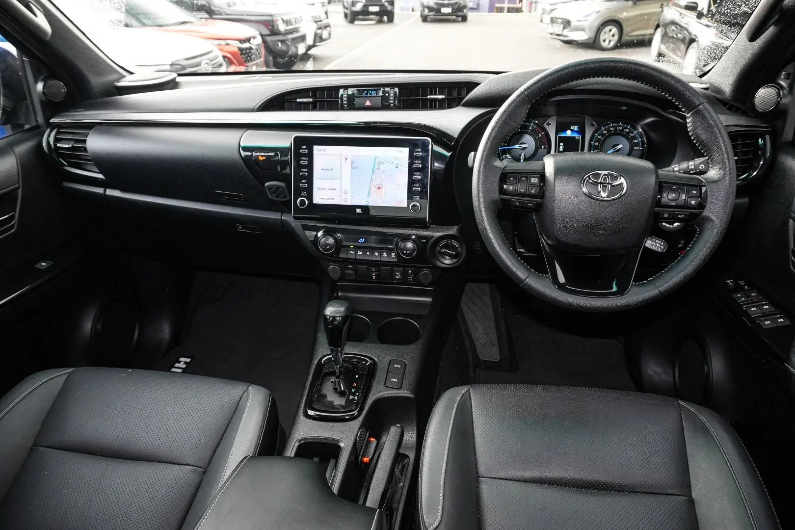 2022 Toyota Hilux Gallery Image 8