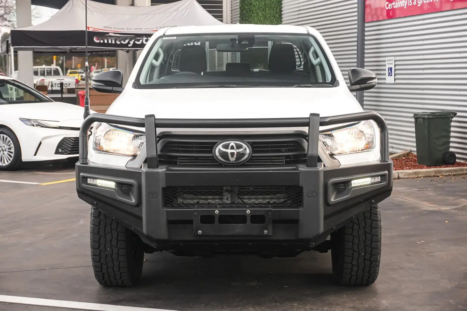 2022 Toyota Hilux Gallery Image 5