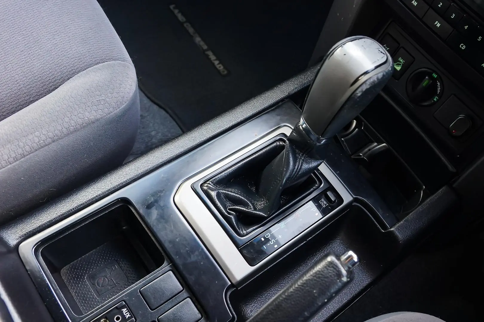 2012 Toyota Landcruiser Prado Gallery Image 18