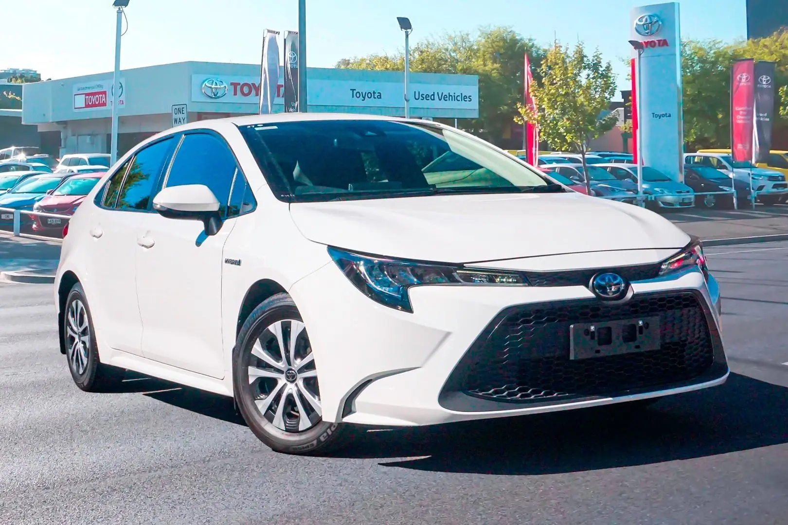 2020 Toyota Corolla Gallery Image 1