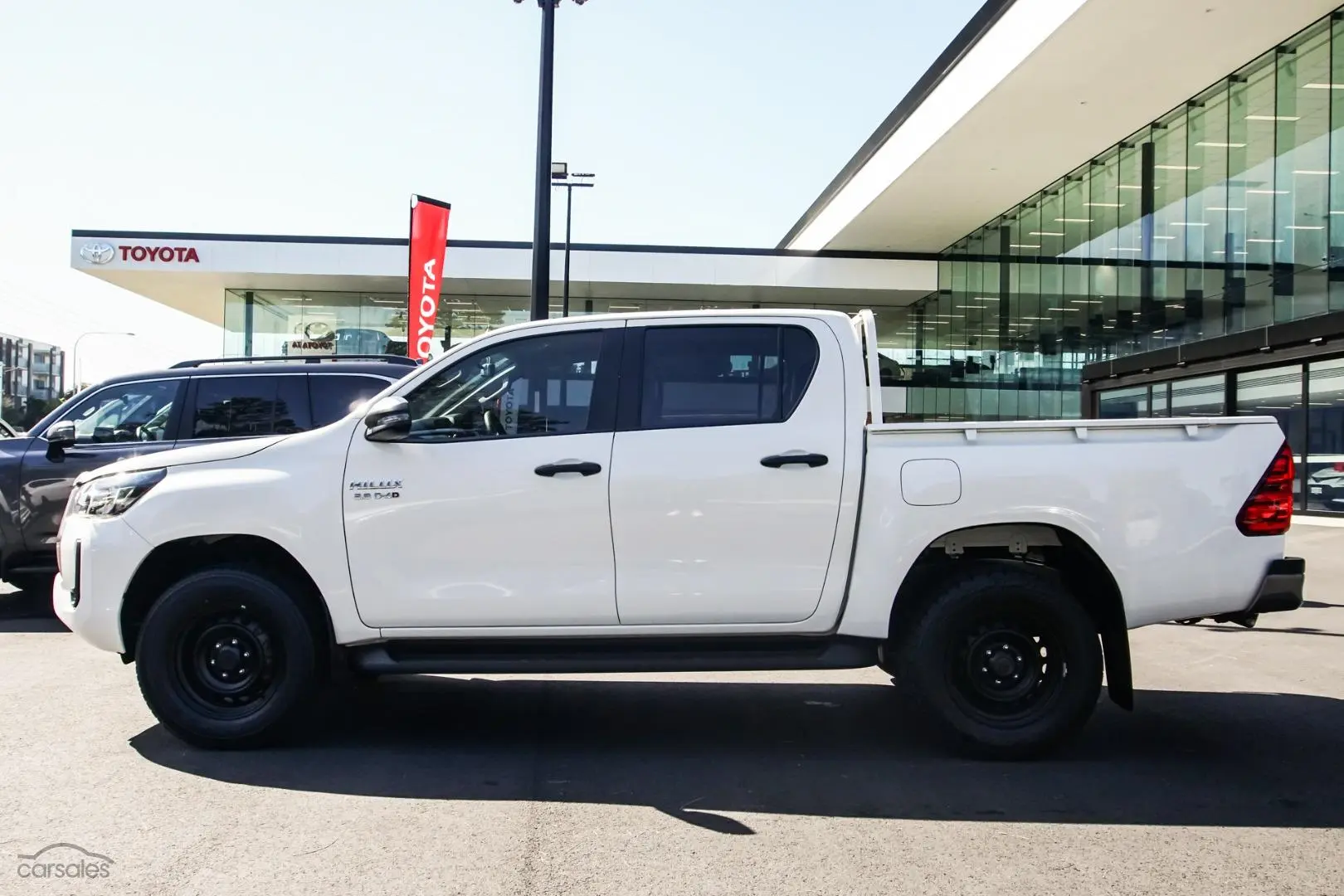 2021 Toyota Hilux Image 3