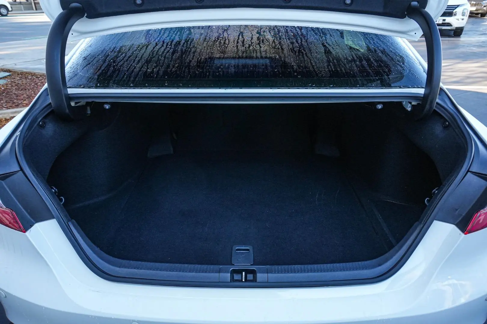 2022 Toyota Camry Gallery Image 11