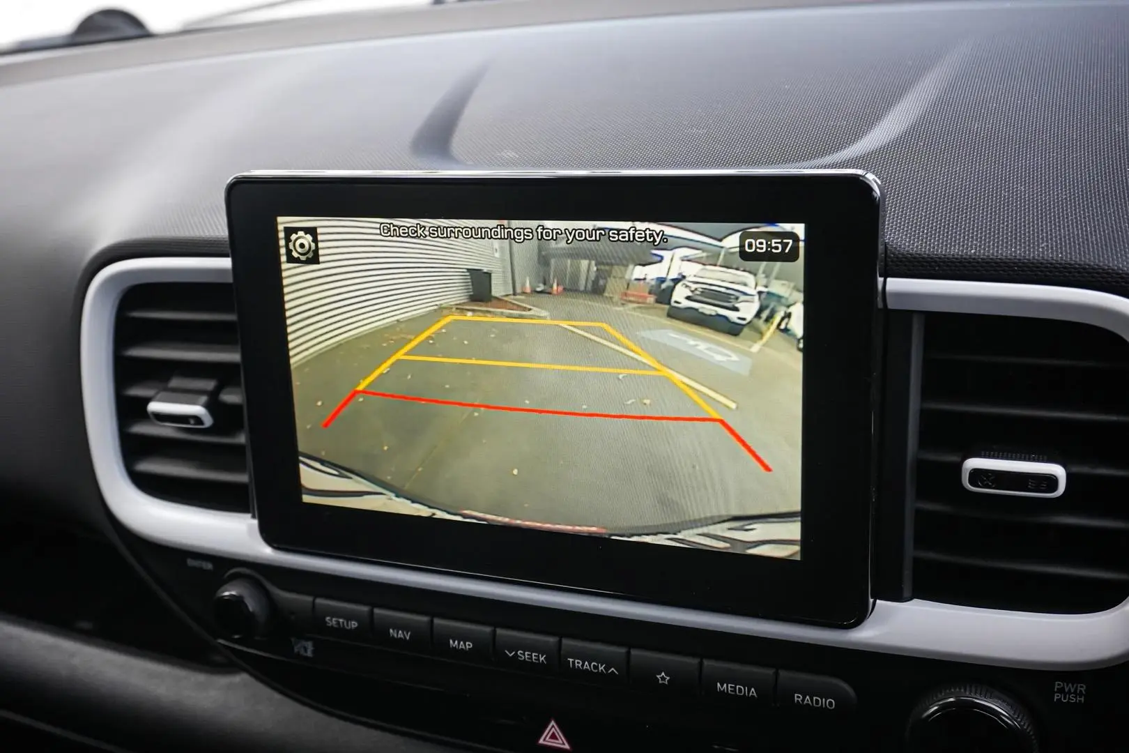 2022 Hyundai Venue Gallery Image 24