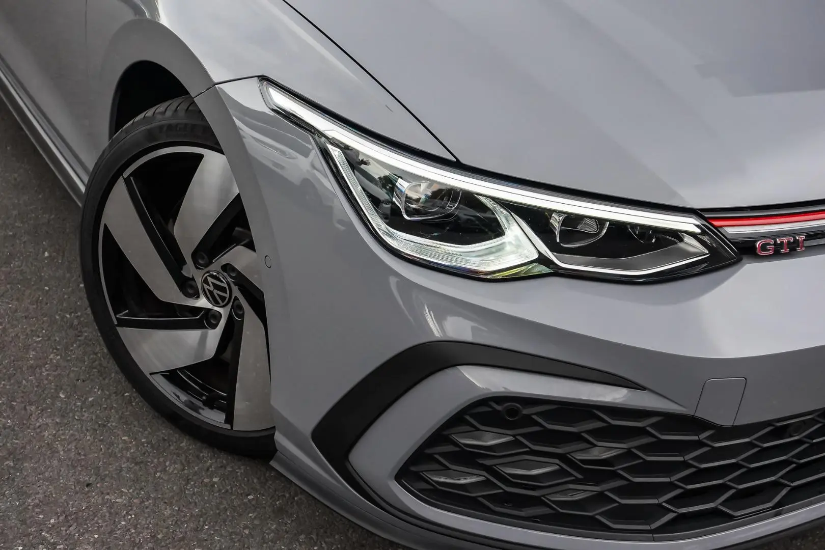 2022 Volkswagen Golf Gallery Image 12