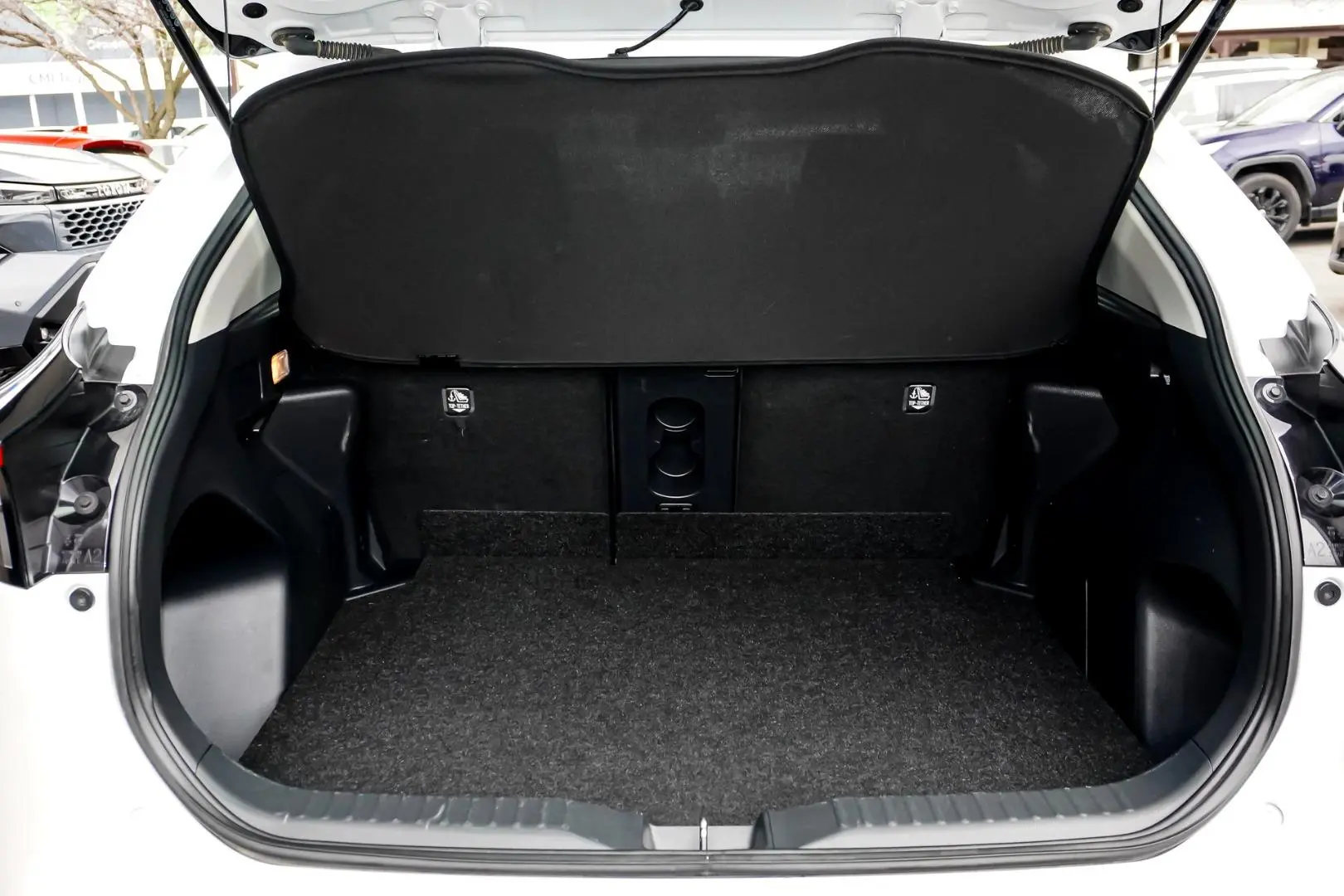 2025 Toyota Yaris Cross Gallery Image 10