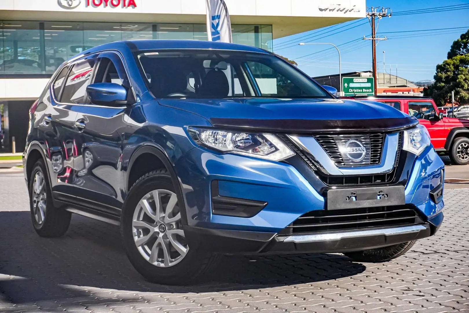2020 Nissan X-TRAIL Gallery Image 2