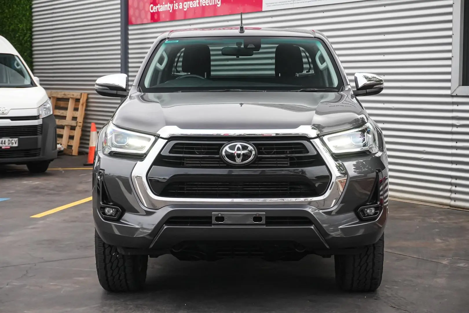 2021 Toyota Hilux Gallery Image 5