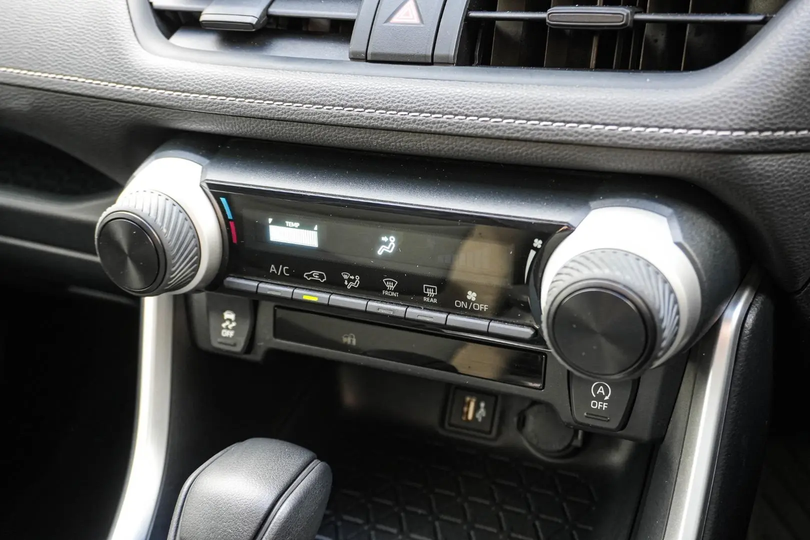 2024 Toyota RAV4 Gallery Image 22