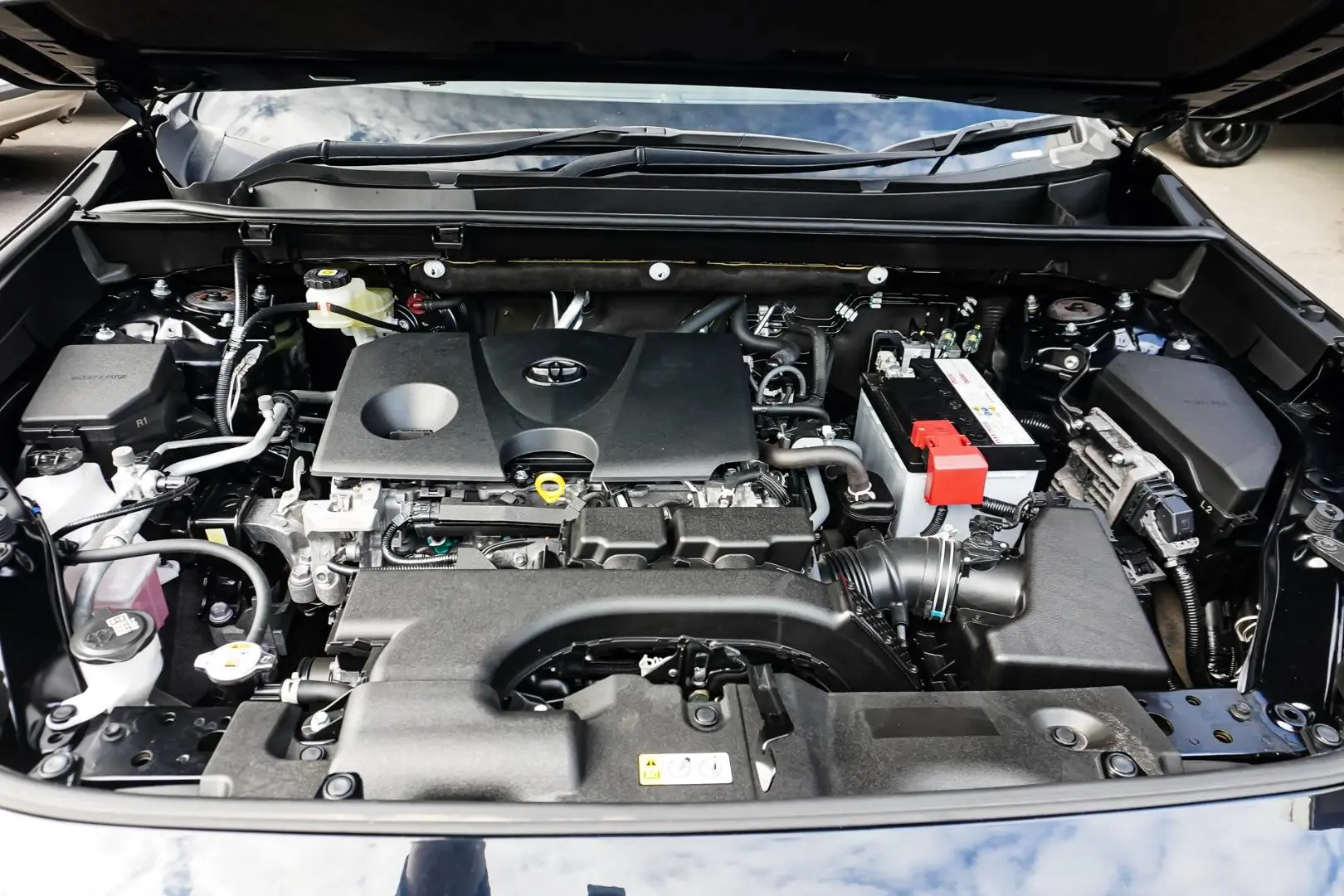 2021 Toyota RAV4 Gallery Image 24