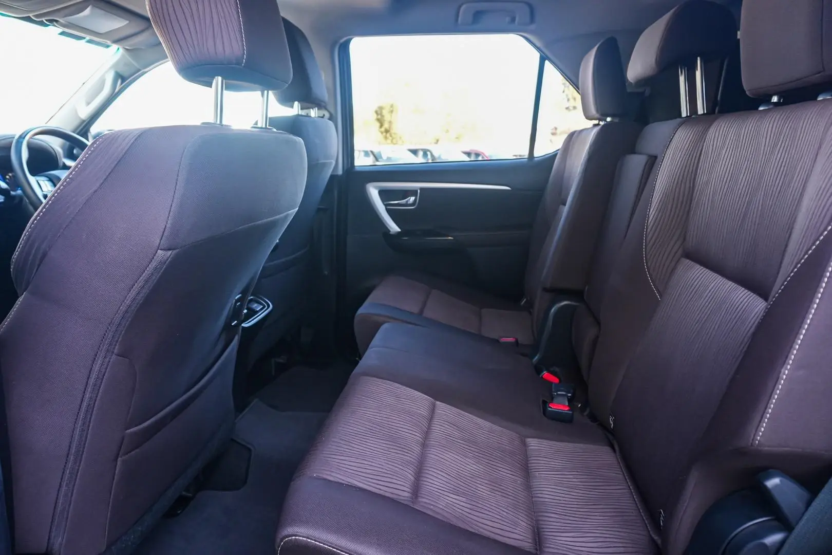 2020 Toyota Fortuner Gallery Image 7