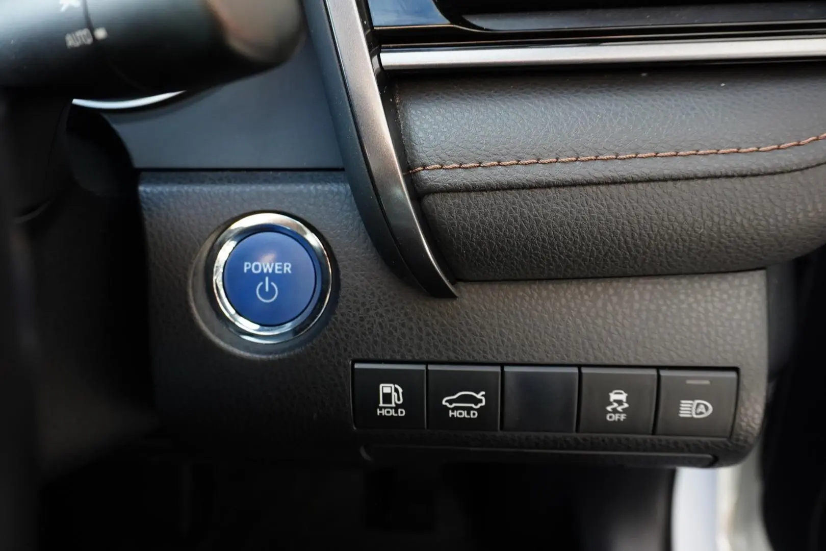 2019 Toyota Camry Gallery Image 24