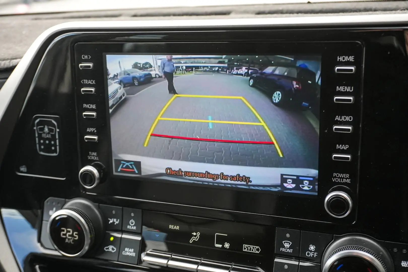 2022 Toyota Kluger Gallery Image 22