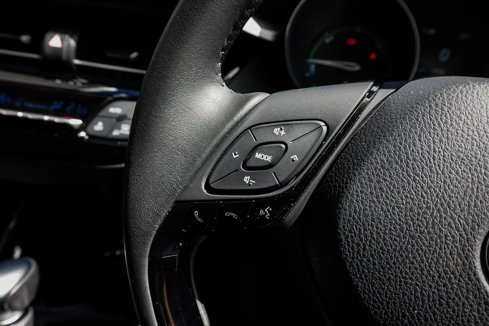 2023 Toyota C-HR Gallery Image 20