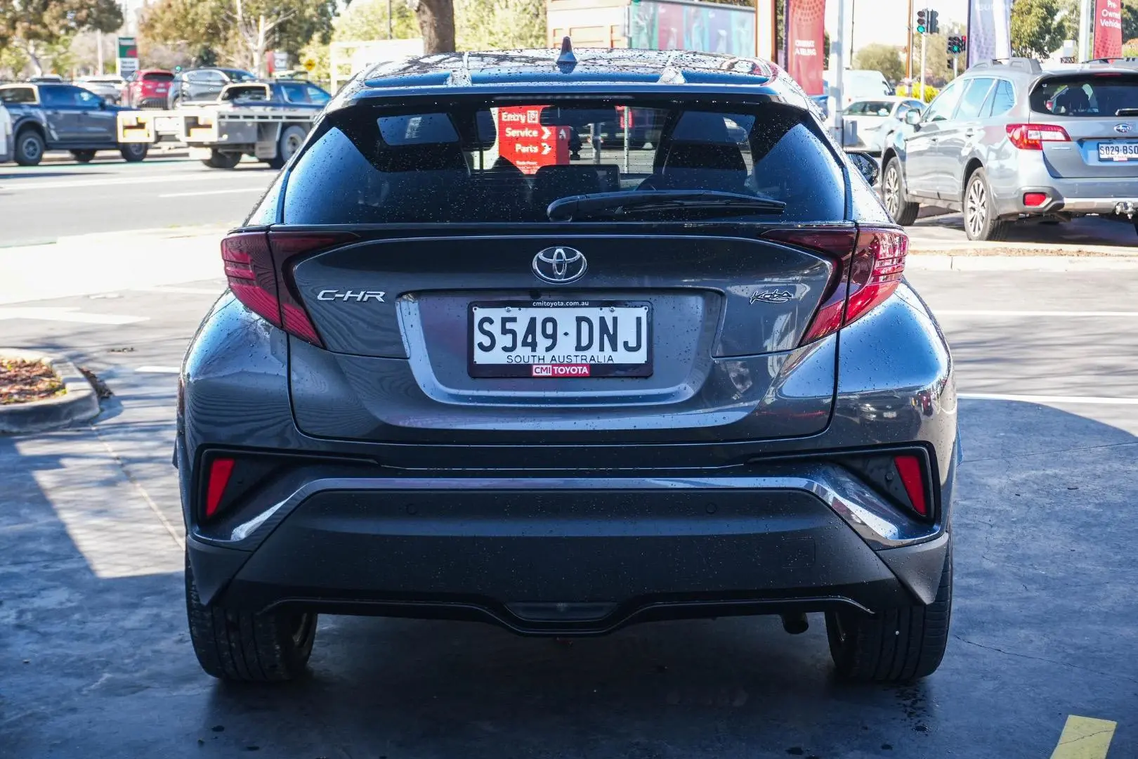 2020 Toyota C-HR Gallery Image 6