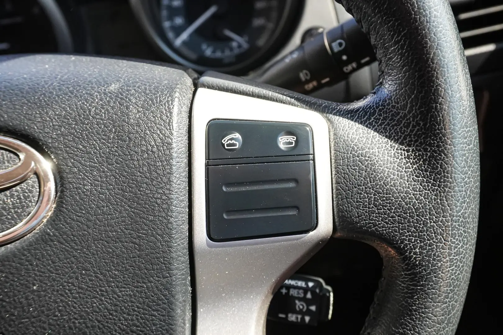 2016 Toyota Landcruiser Prado Gallery Image 20