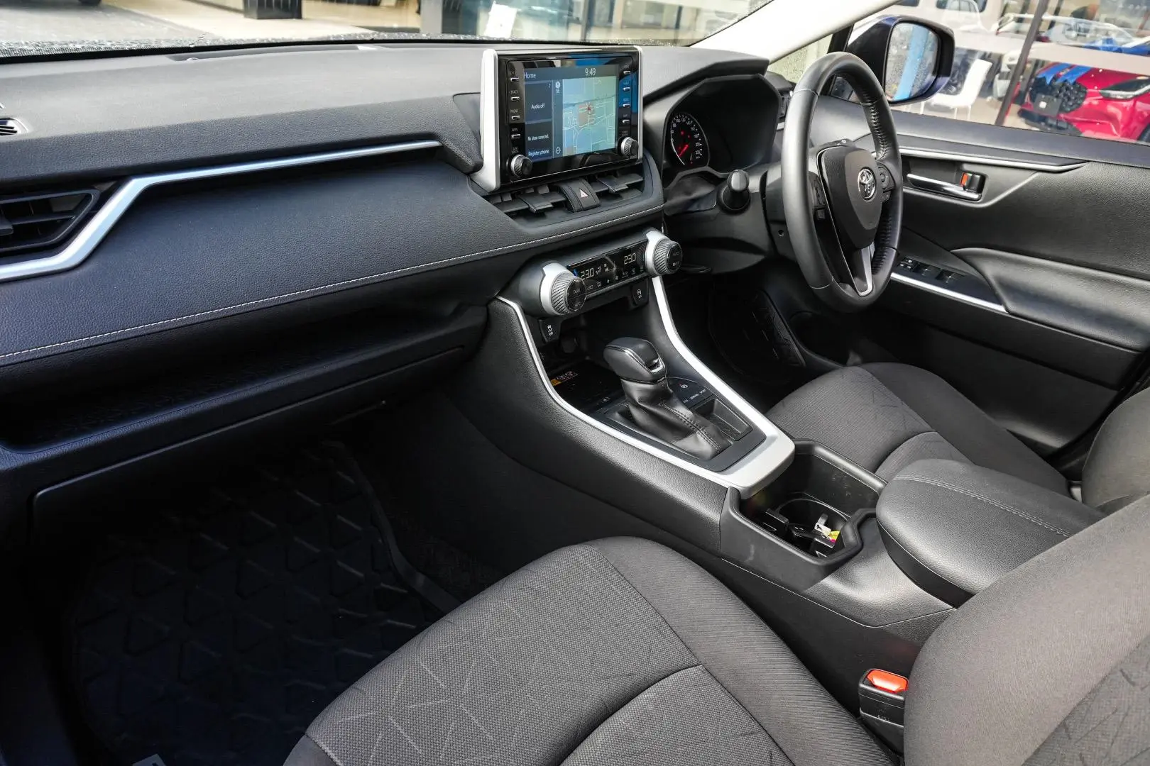 2022 Toyota RAV4 Gallery Image 10