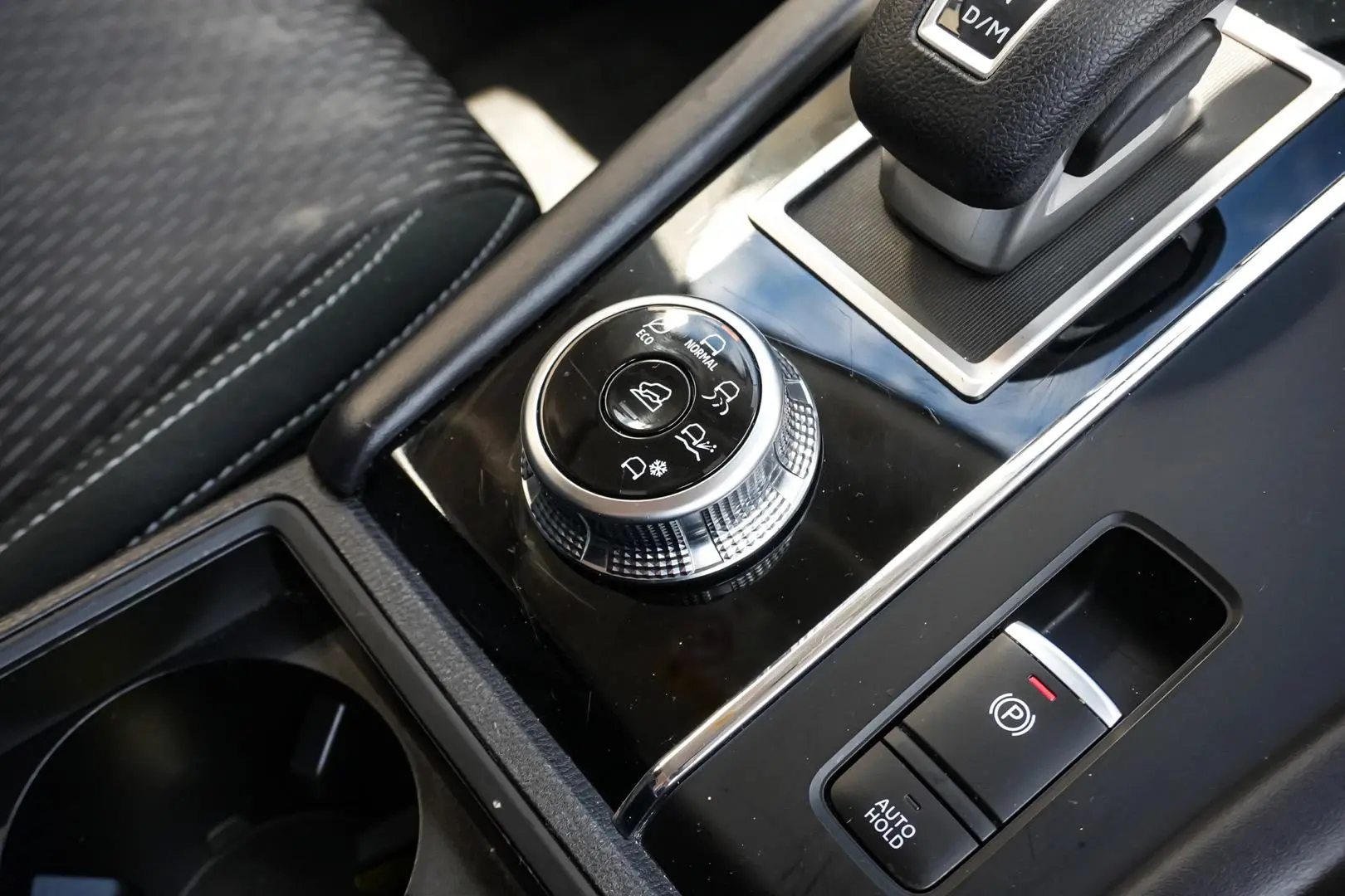 2023 Mitsubishi Outlander Gallery Image 19