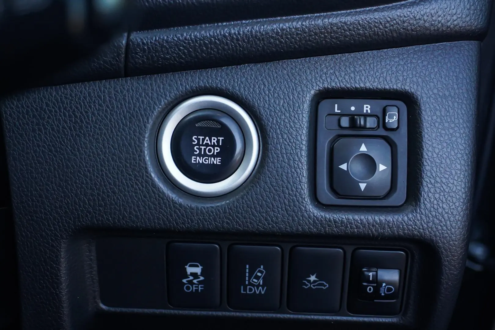 2021 Mitsubishi Triton Gallery Image 26