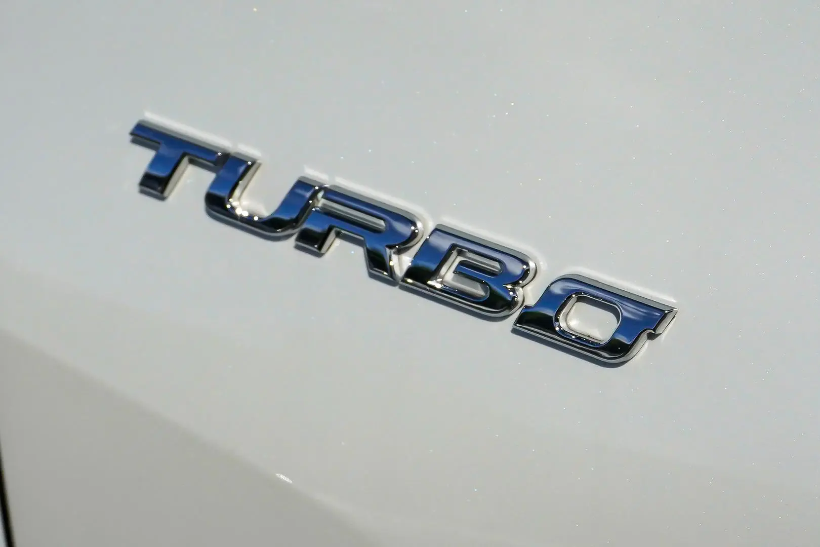 2019 Toyota C-HR Gallery Image 14