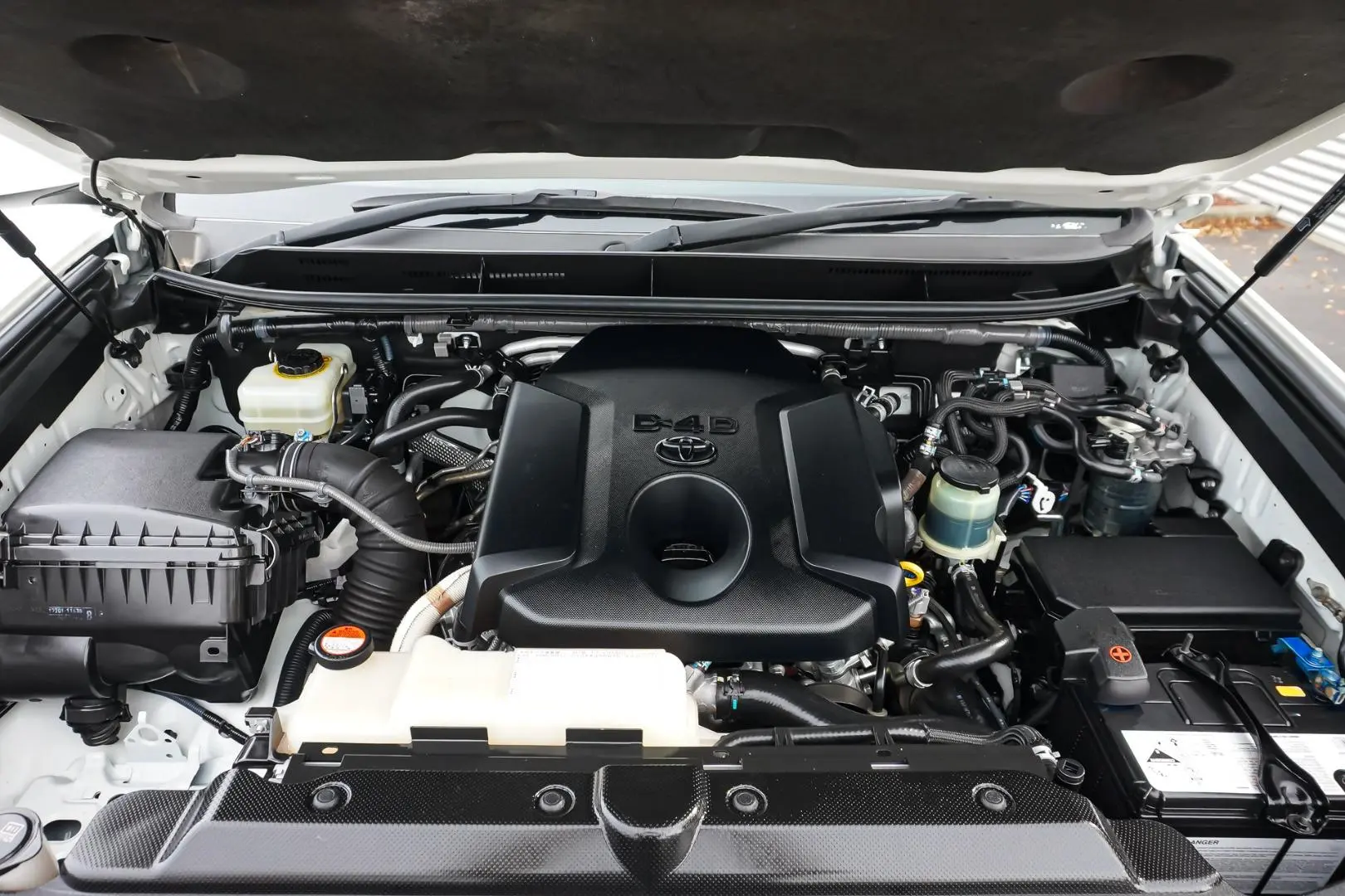 2015 Toyota Landcruiser Prado Gallery Image 24