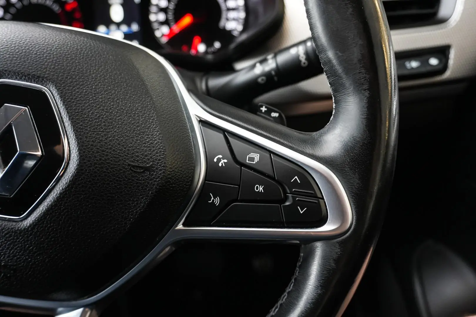 2023 Renault Arkana Gallery Image 20