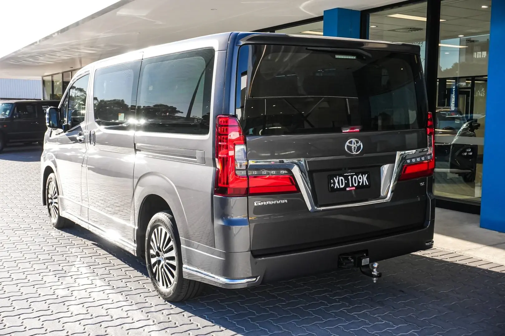 2019 Toyota Granvia Gallery Image 3