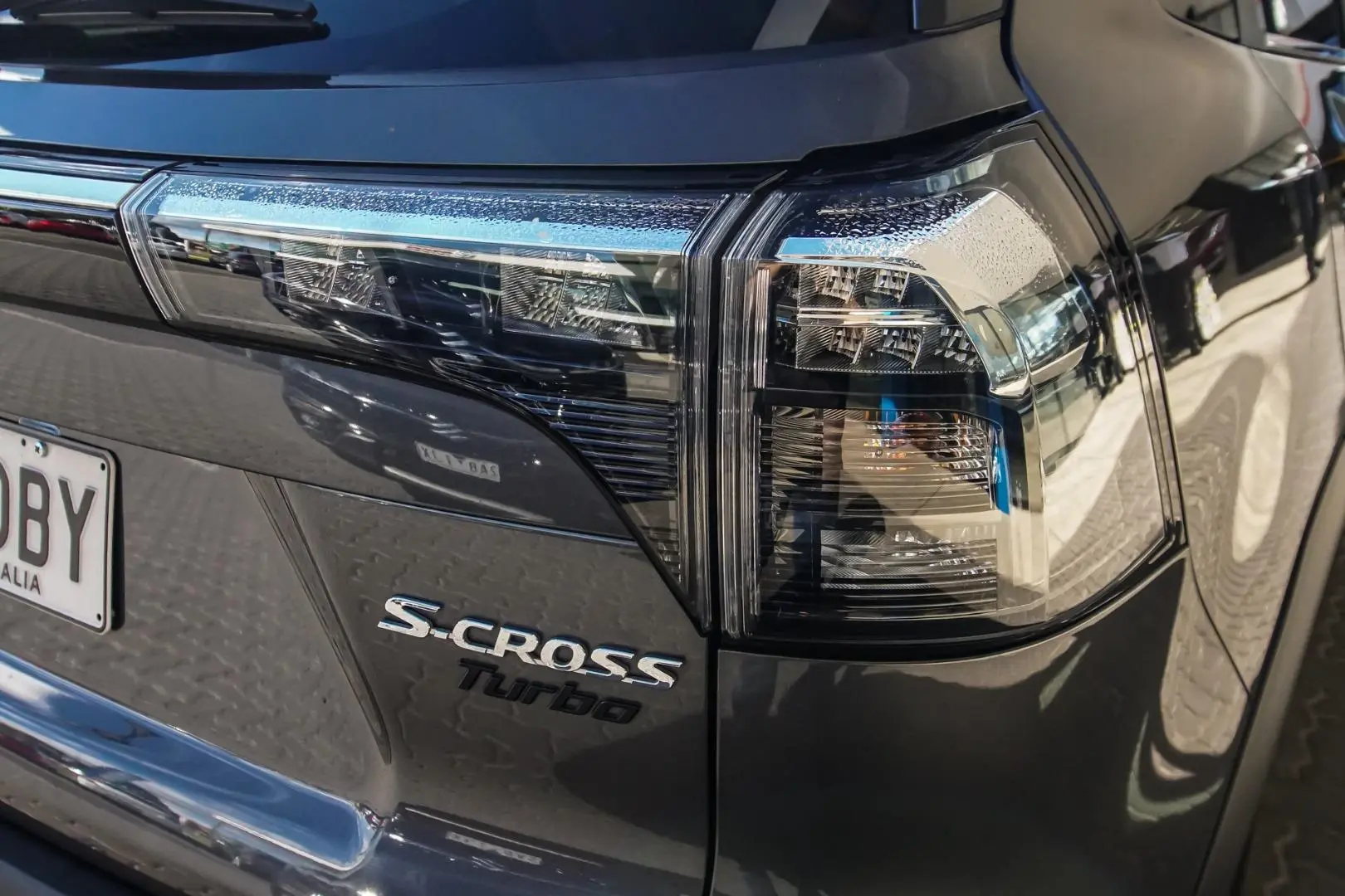2023 Suzuki S-Cross Gallery Image 13
