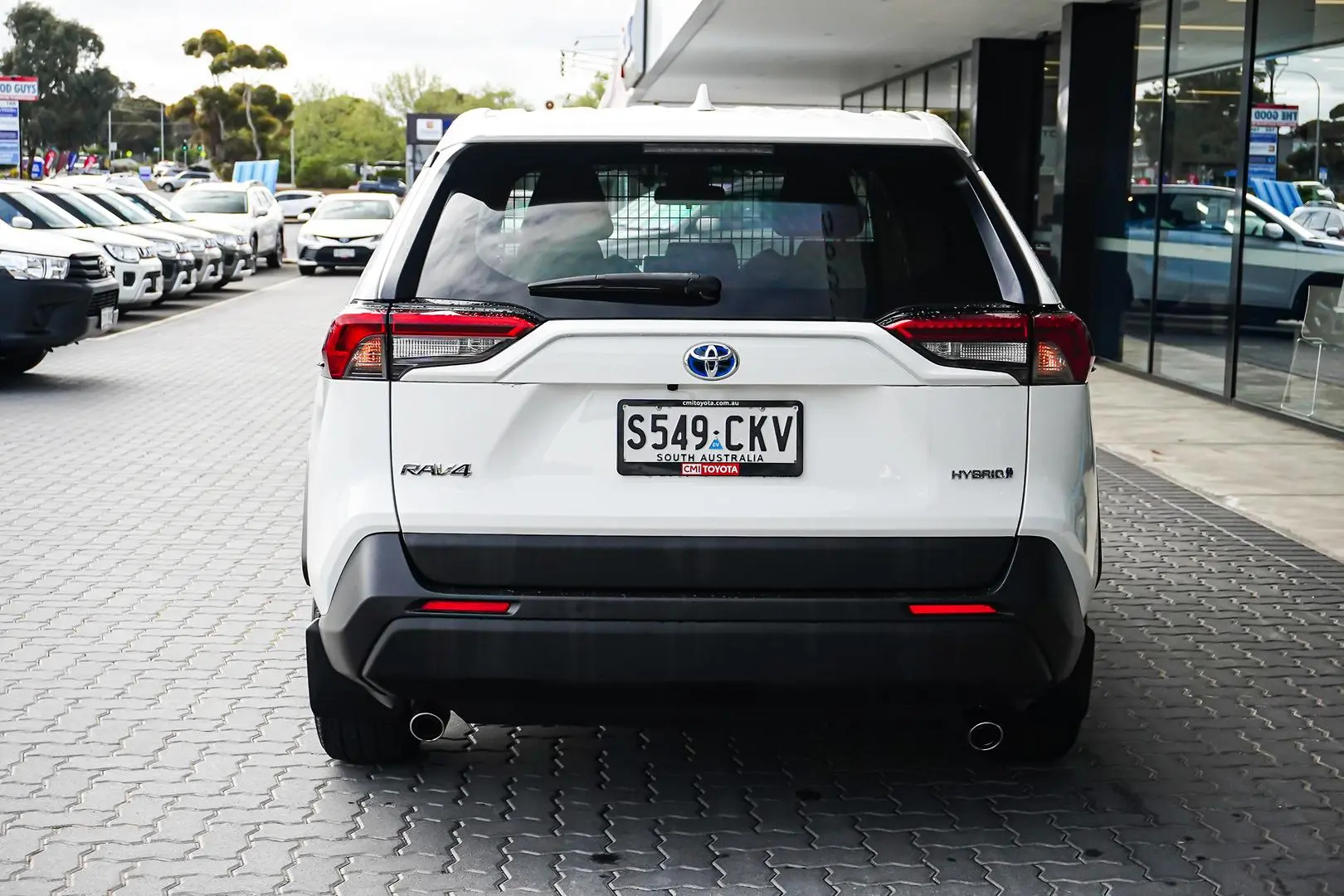 2021 Toyota RAV4 Gallery Image 6