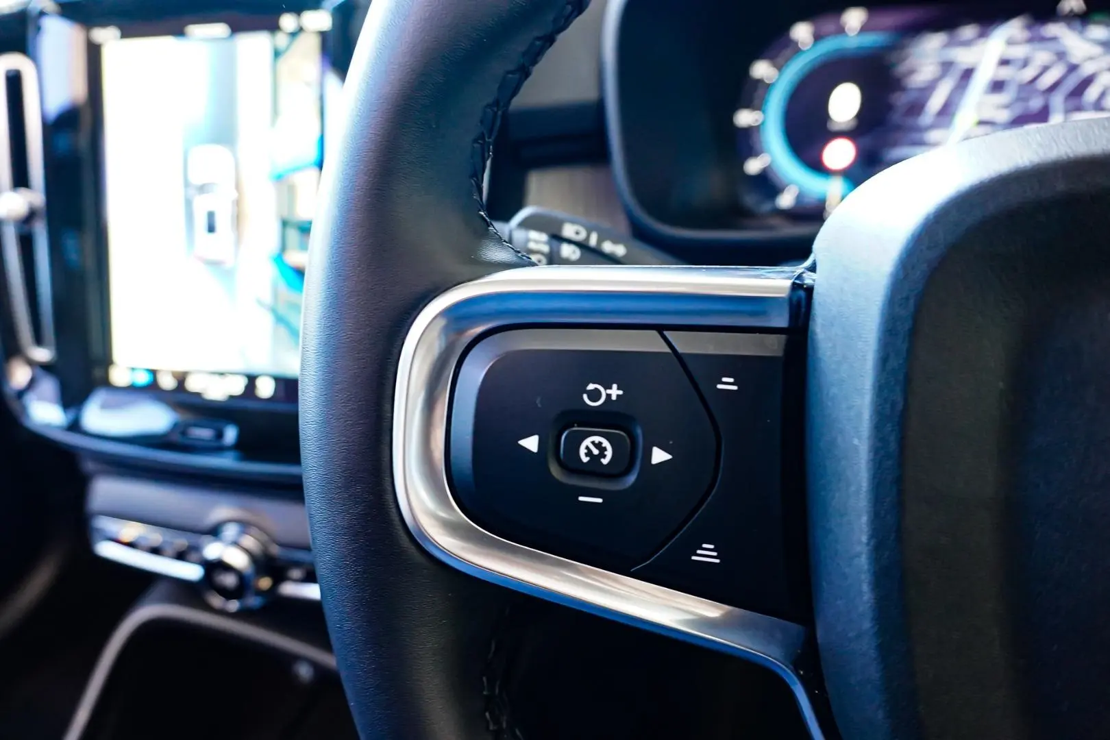 2023 Volvo XC40 Gallery Image 22