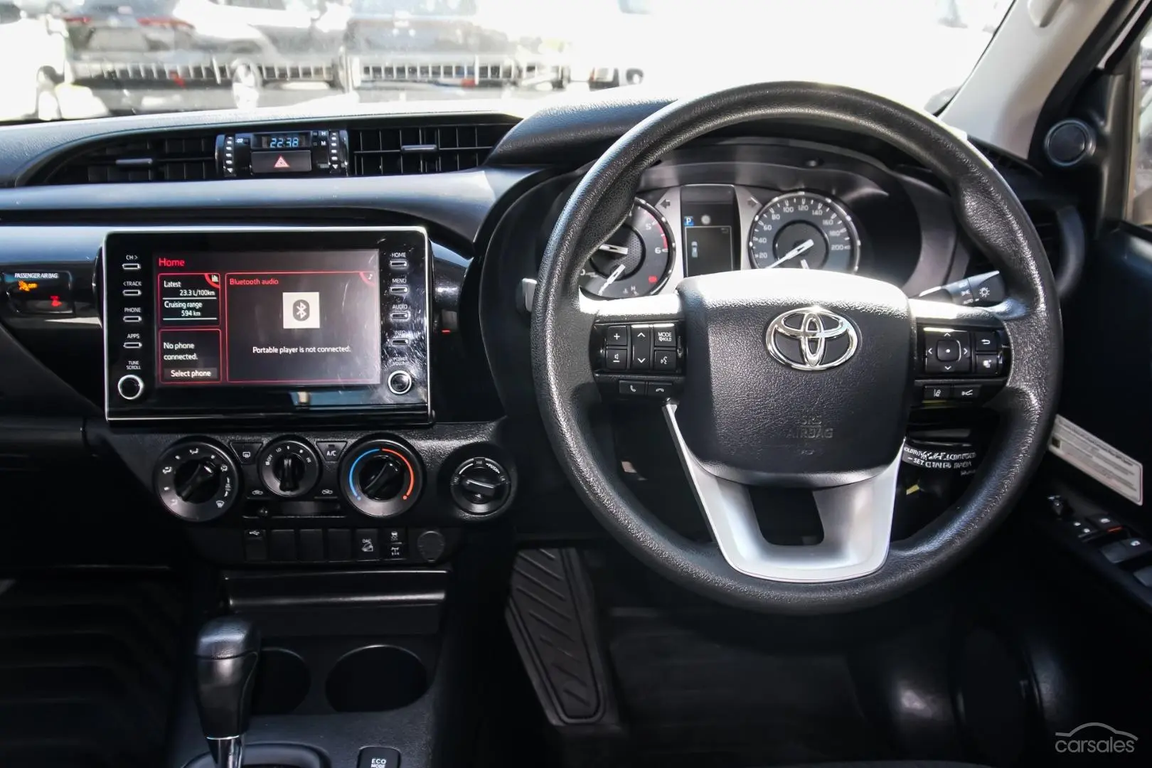 2021 Toyota Hilux Image 8